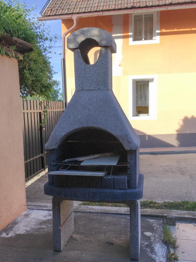 Ubytovani Fish-Com Apartman Štětí Kültér fotó